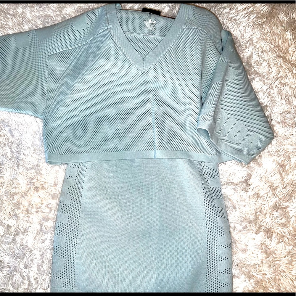 XS Ivy Park athleisure outfit! Dress like Beyoncé!